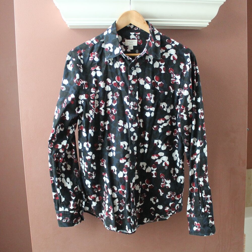 Men’s XS Slim Fit Club Monaco Button Up Black Floral